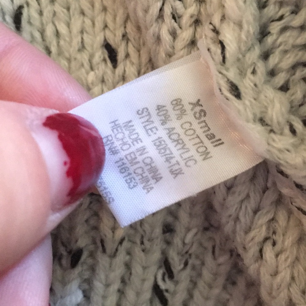 Sweater - Picture 2 of 4